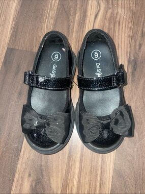 Cat & Jack shoes size 6